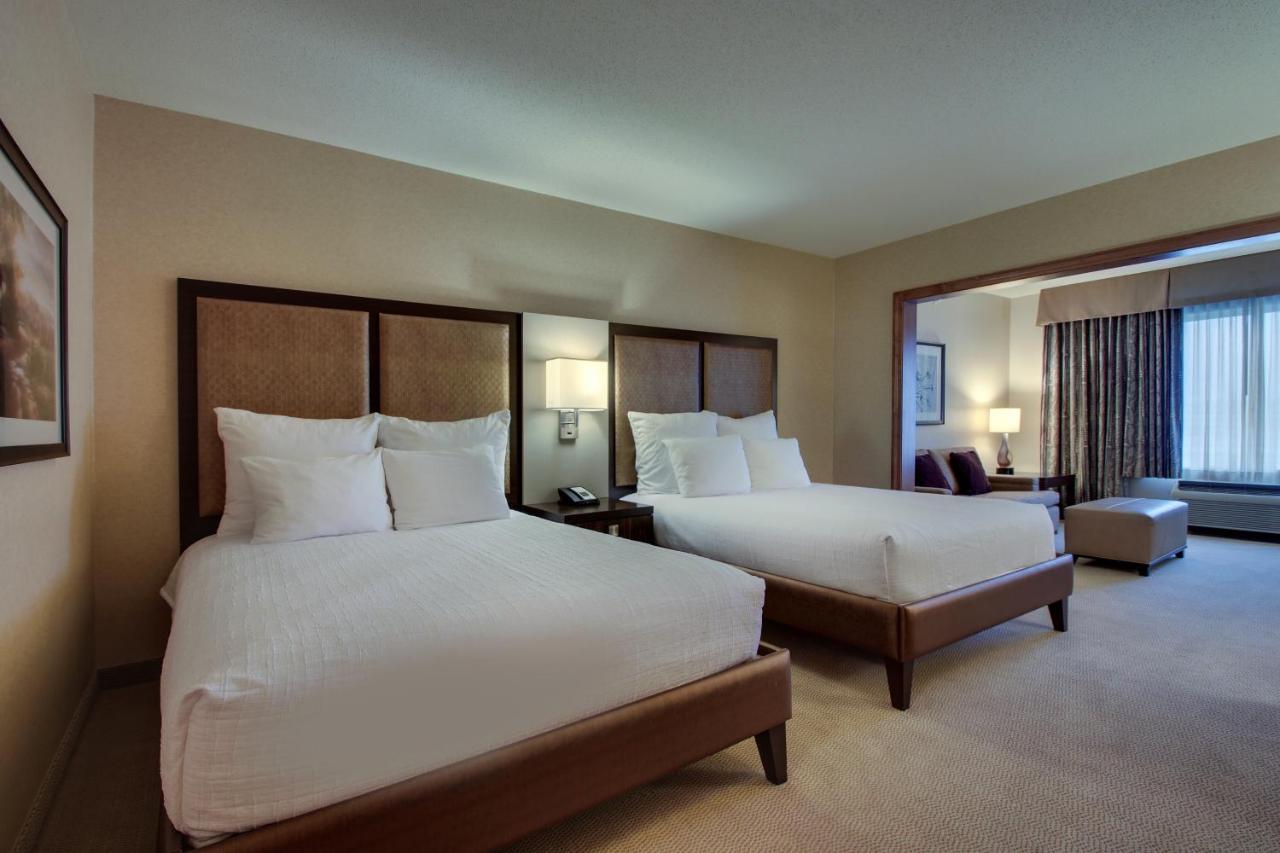 The Inn At Charles Town / Hollywood Casino 外观 照片
